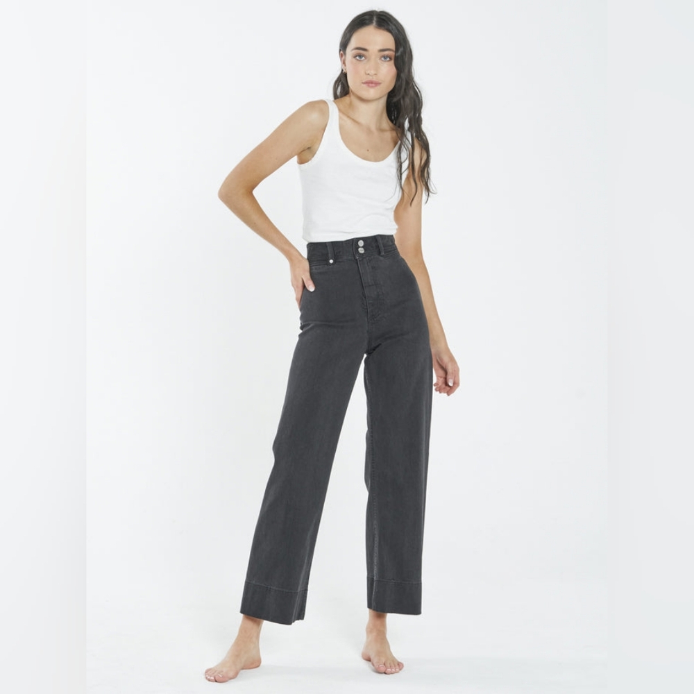 Thrills Belle Cropped Black Jeans
